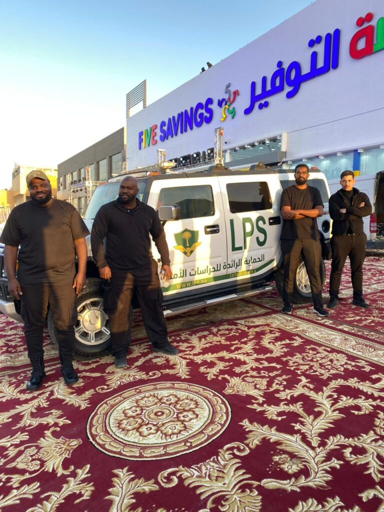 حراسة المواقع التجارية